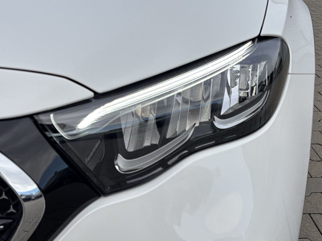 Mercedes-Benz E-Klasse – Bild 9