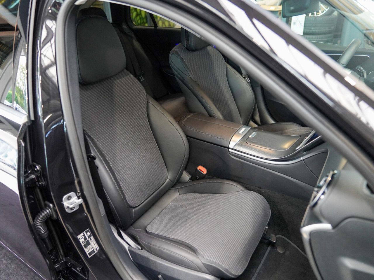 Mercedes-Benz C-Klasse – Bild 9