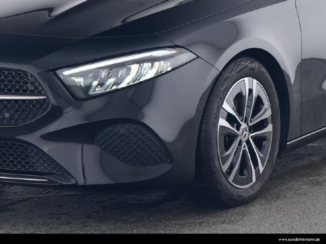 Mercedes-Benz A 220