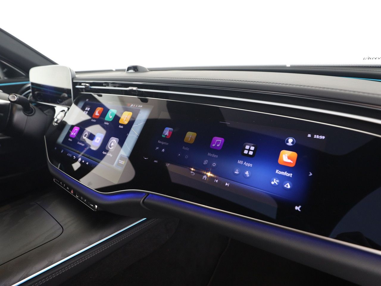 Mercedes-Benz E-Klasse – Bild 17
