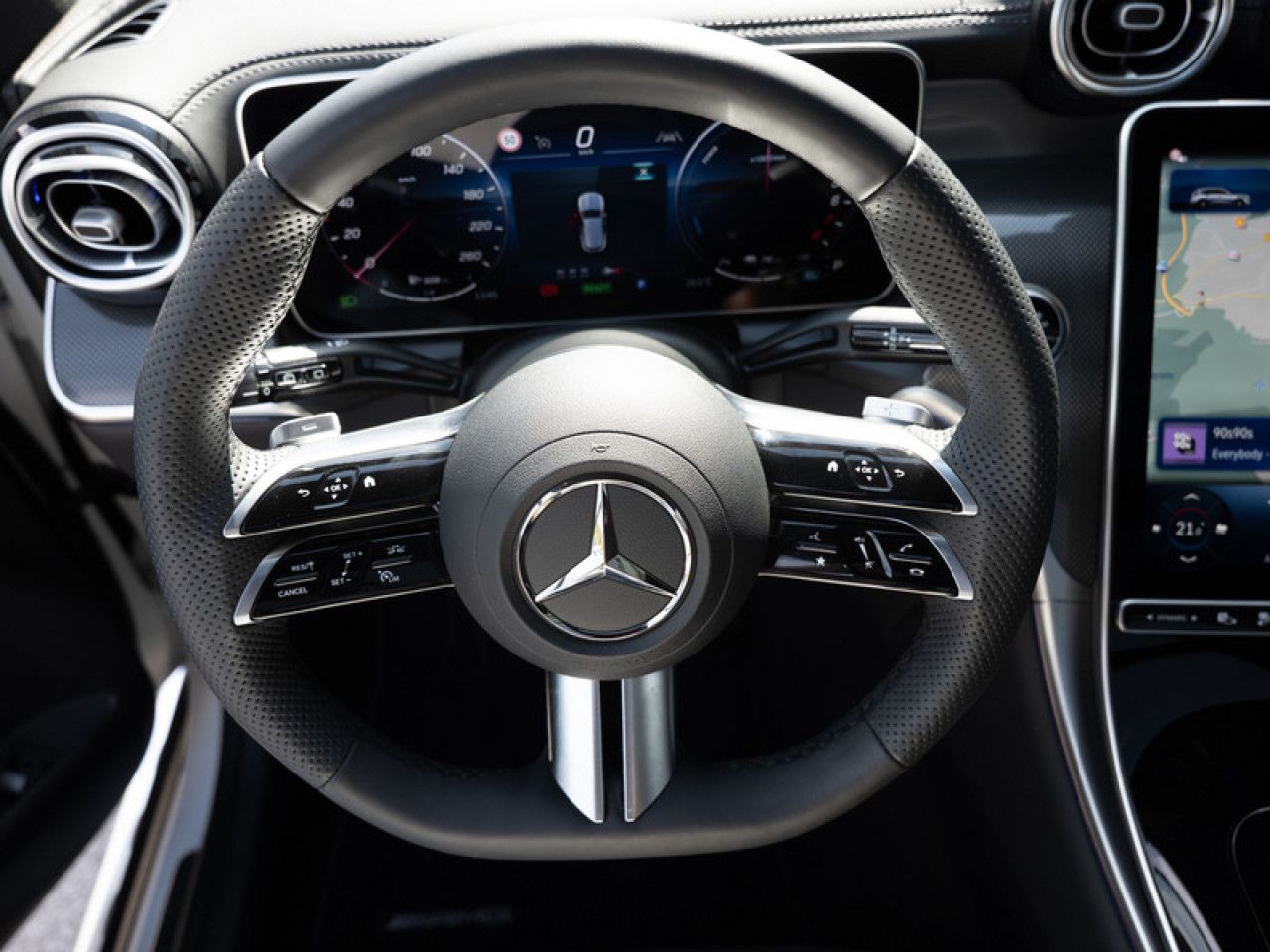 Mercedes-Benz GLC – Bild 9
