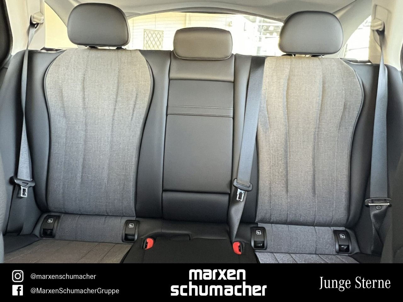 Mercedes-Benz E-Klasse – Bild 22