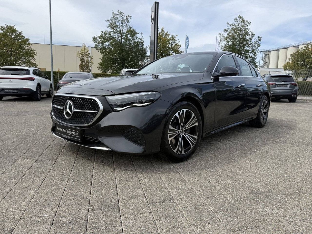Mercedes-Benz E-Klasse – Bild 9