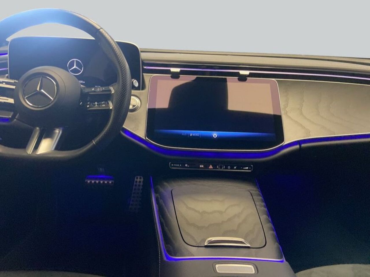Mercedes-Benz E-Klasse – Bild 14
