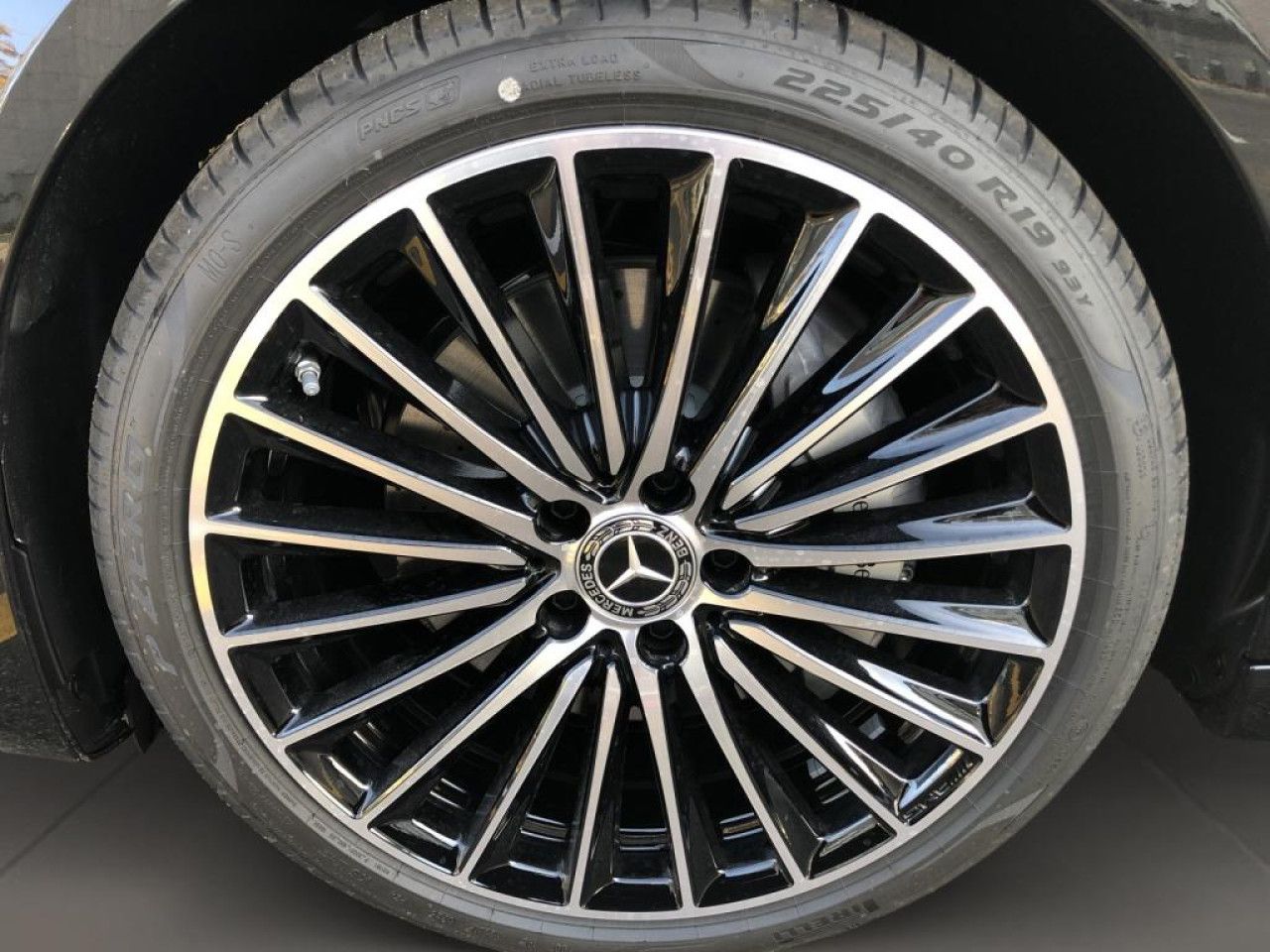 Mercedes-Benz C-Klasse – Bild 8