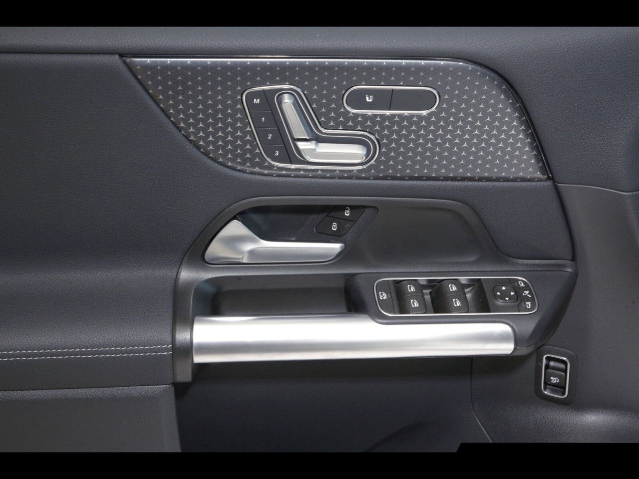 Fahrzeugbild 14 / 21