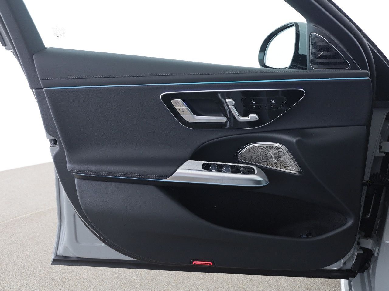 Mercedes-Benz E-Klasse – Bild 12