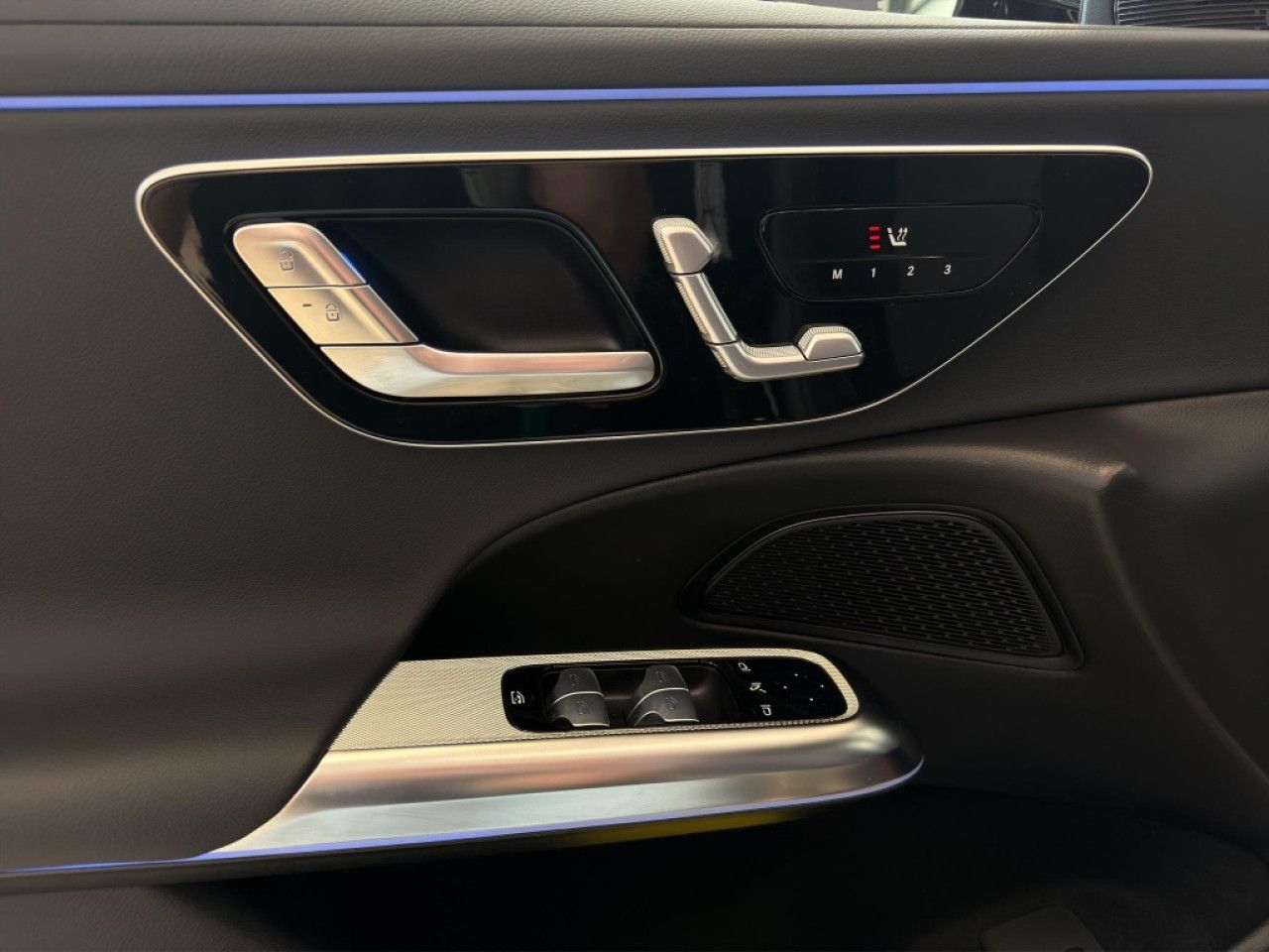 Mercedes-Benz E-Klasse – Bild 6