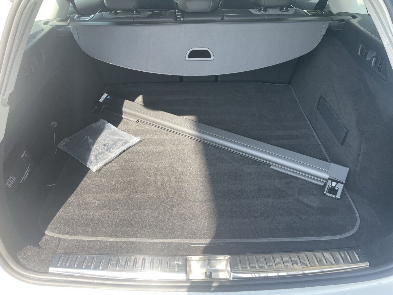 Mercedes-Benz E-Klasse – Bild 8