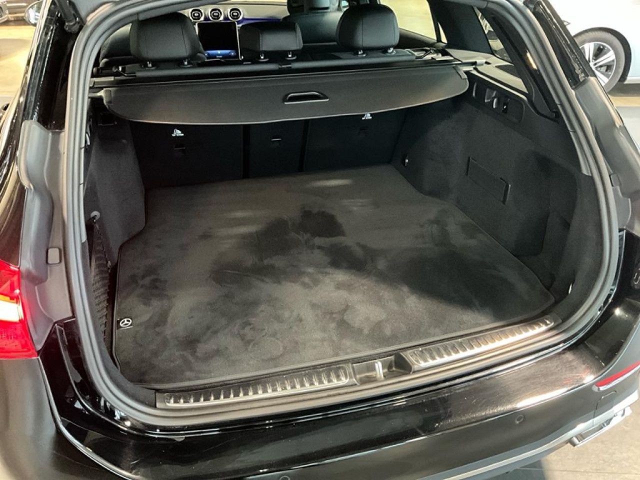 Mercedes-Benz C-Klasse – Bild 18