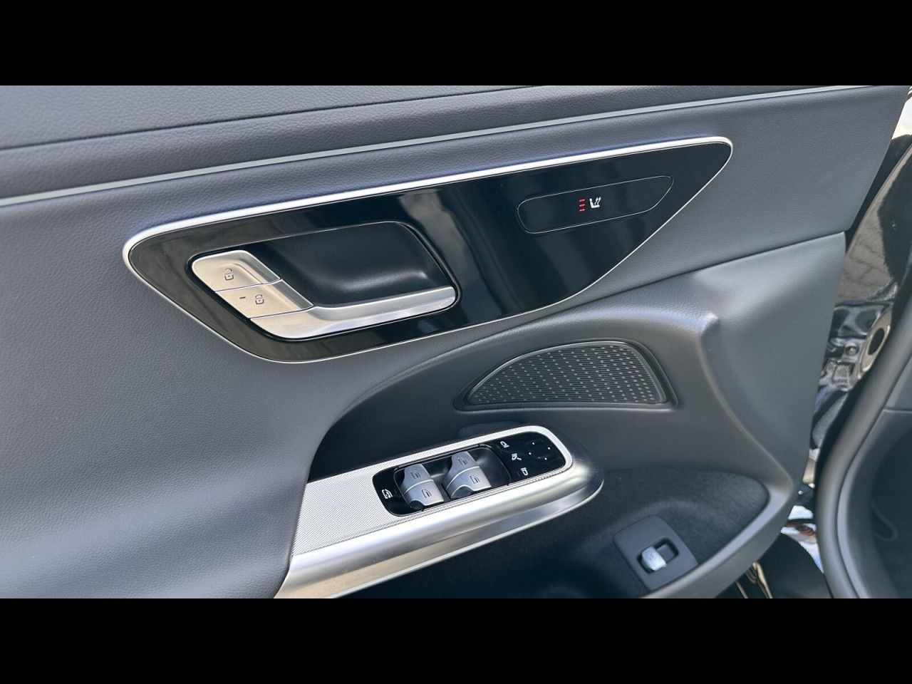 Mercedes-Benz E-Klasse – Bild 15