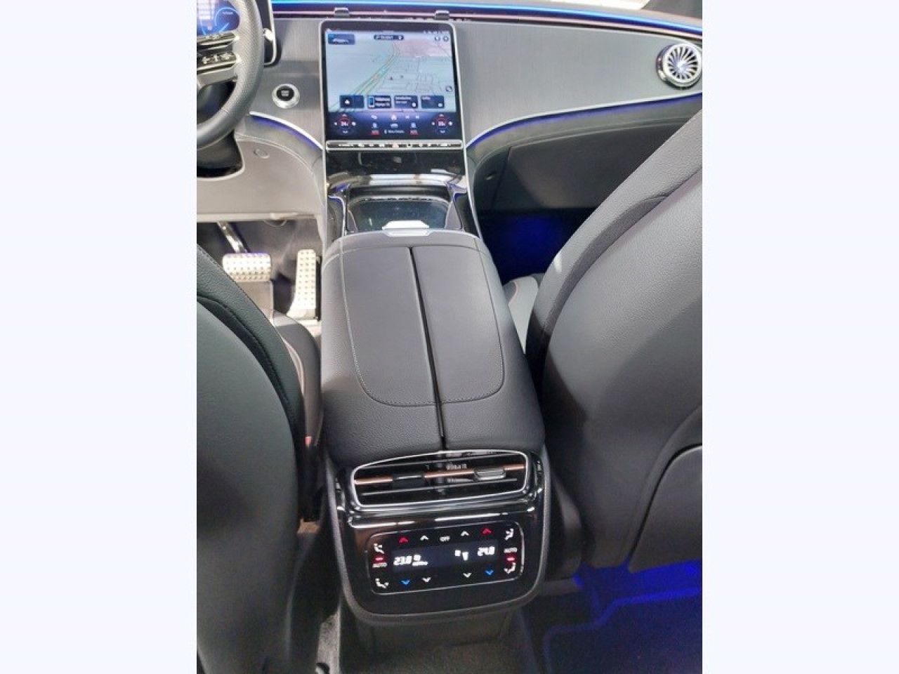 Photo du v&eacute;hicule 13 / 18