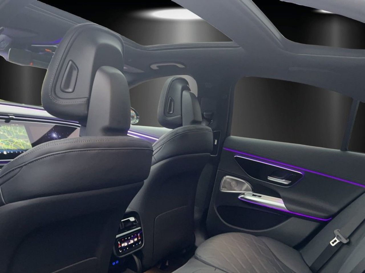Mercedes-Benz E-Klasse – Bild 13
