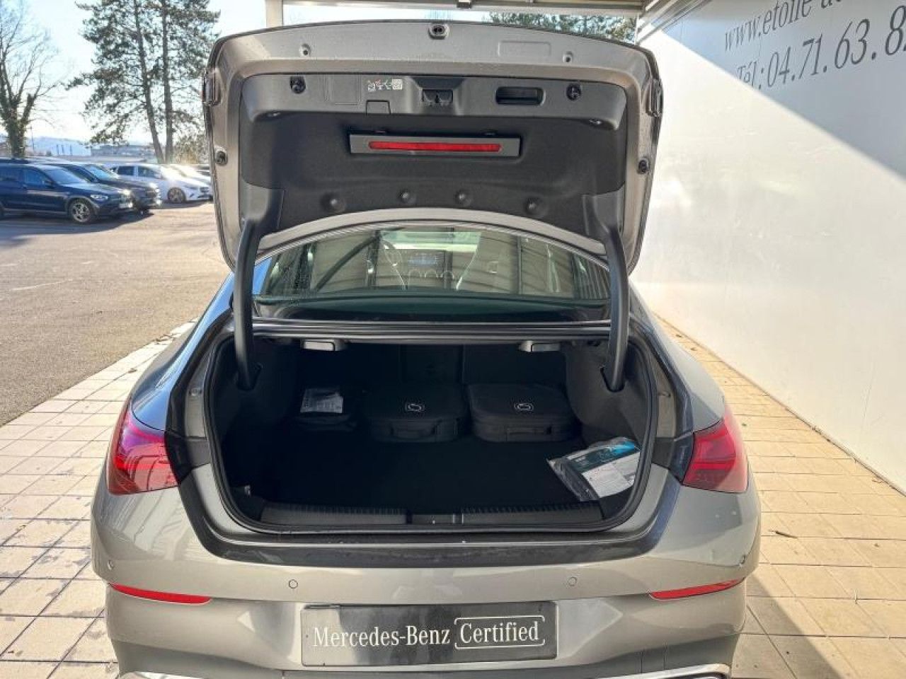 Photo du v&eacute;hicule 9 / 18