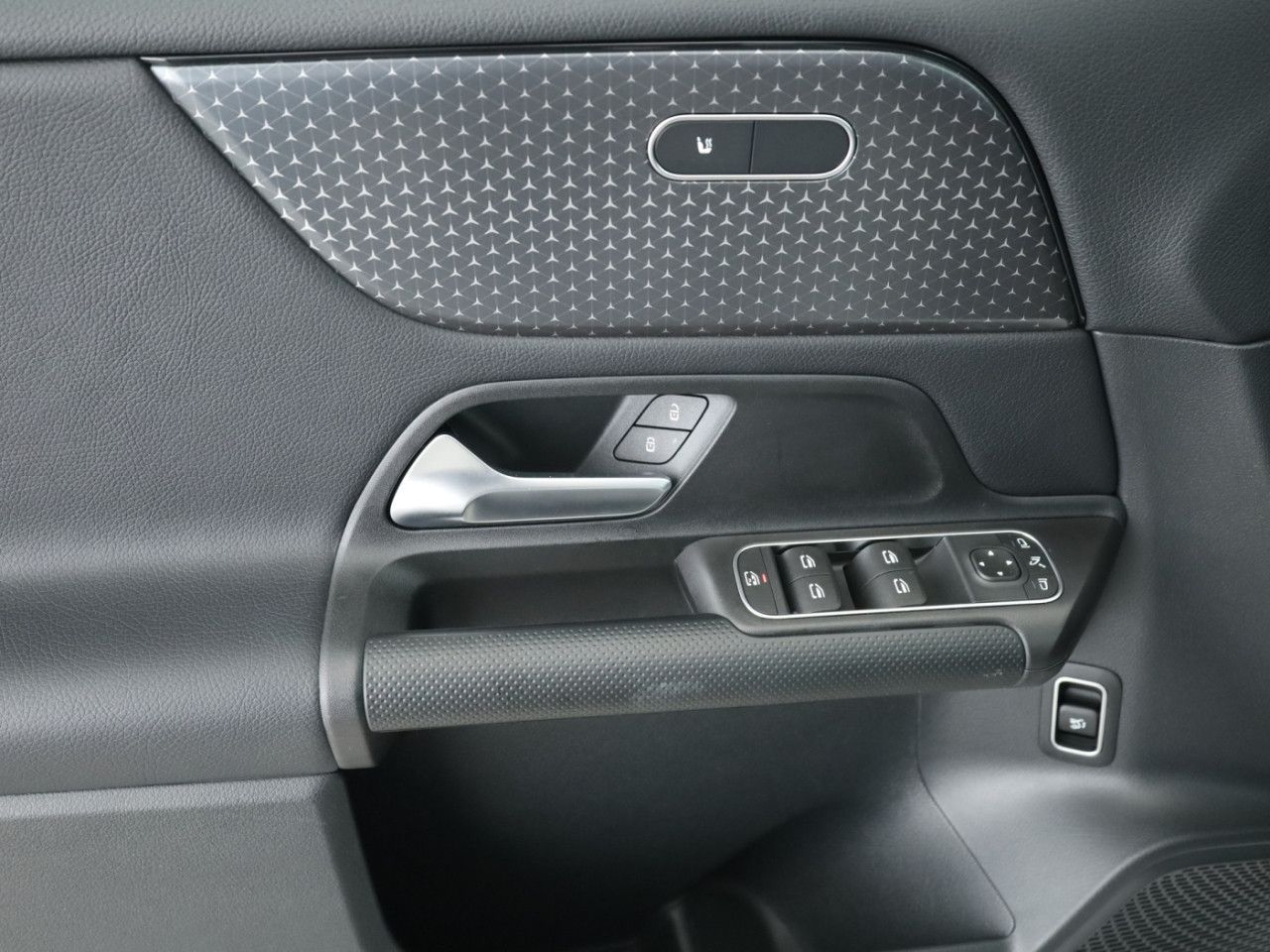 Mercedes-Benz GLB – Bild 20