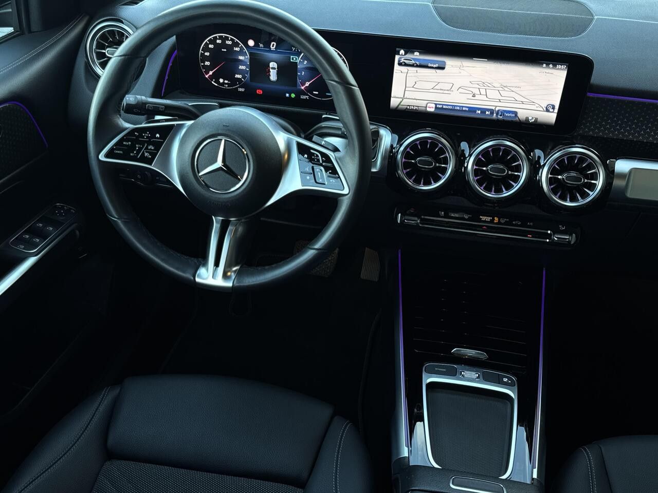 Zdjęcie pojazdu 12 / 18