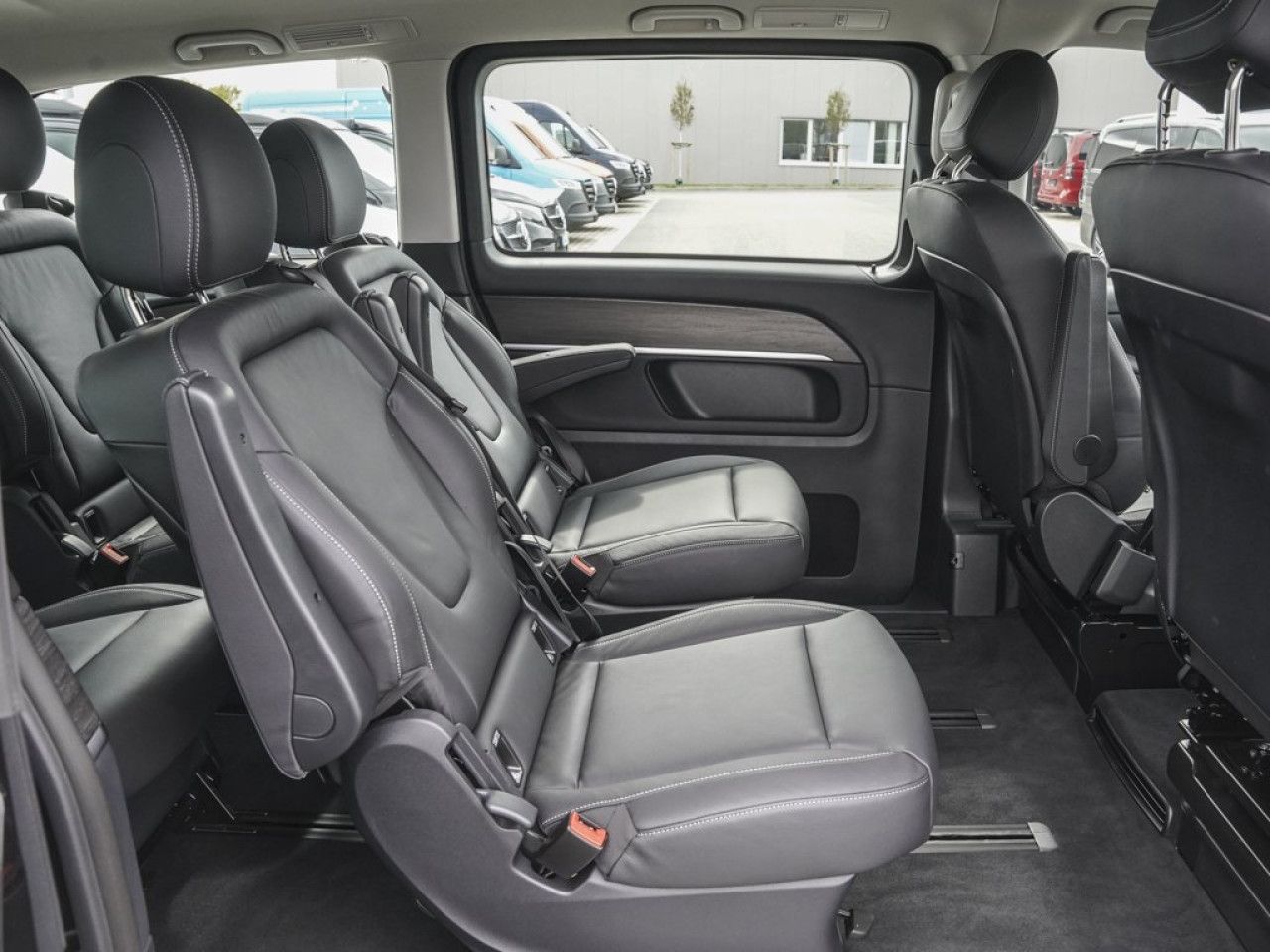 Mercedes-Benz EQV – Bild 13