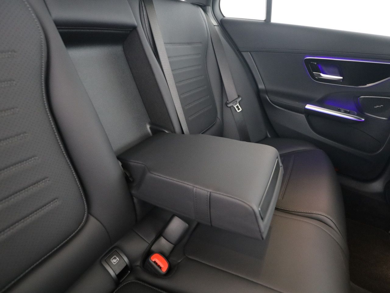 Mercedes-Benz C-Klasse – Bild 19