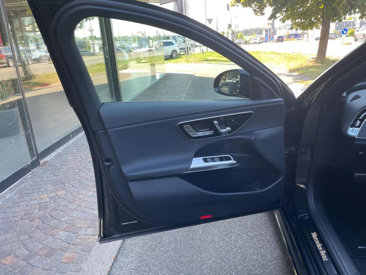 Mercedes-Benz E-Klasse – Bild 2