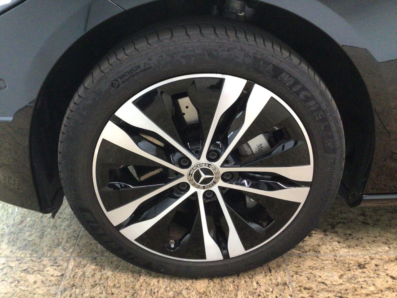 Mercedes-Benz C-Klasse – Bild 15