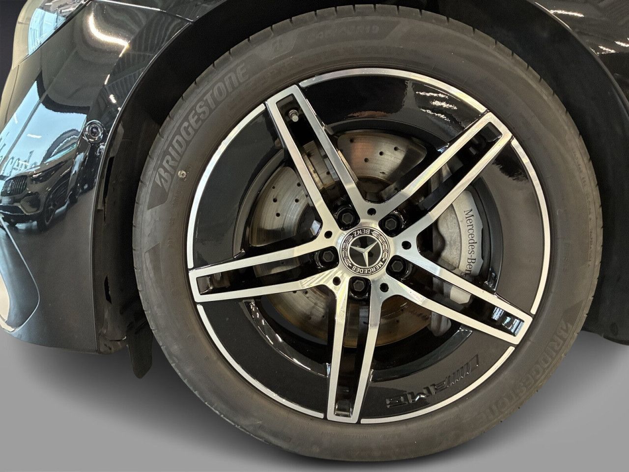 Mercedes-Benz E-Klasse – Bild 10