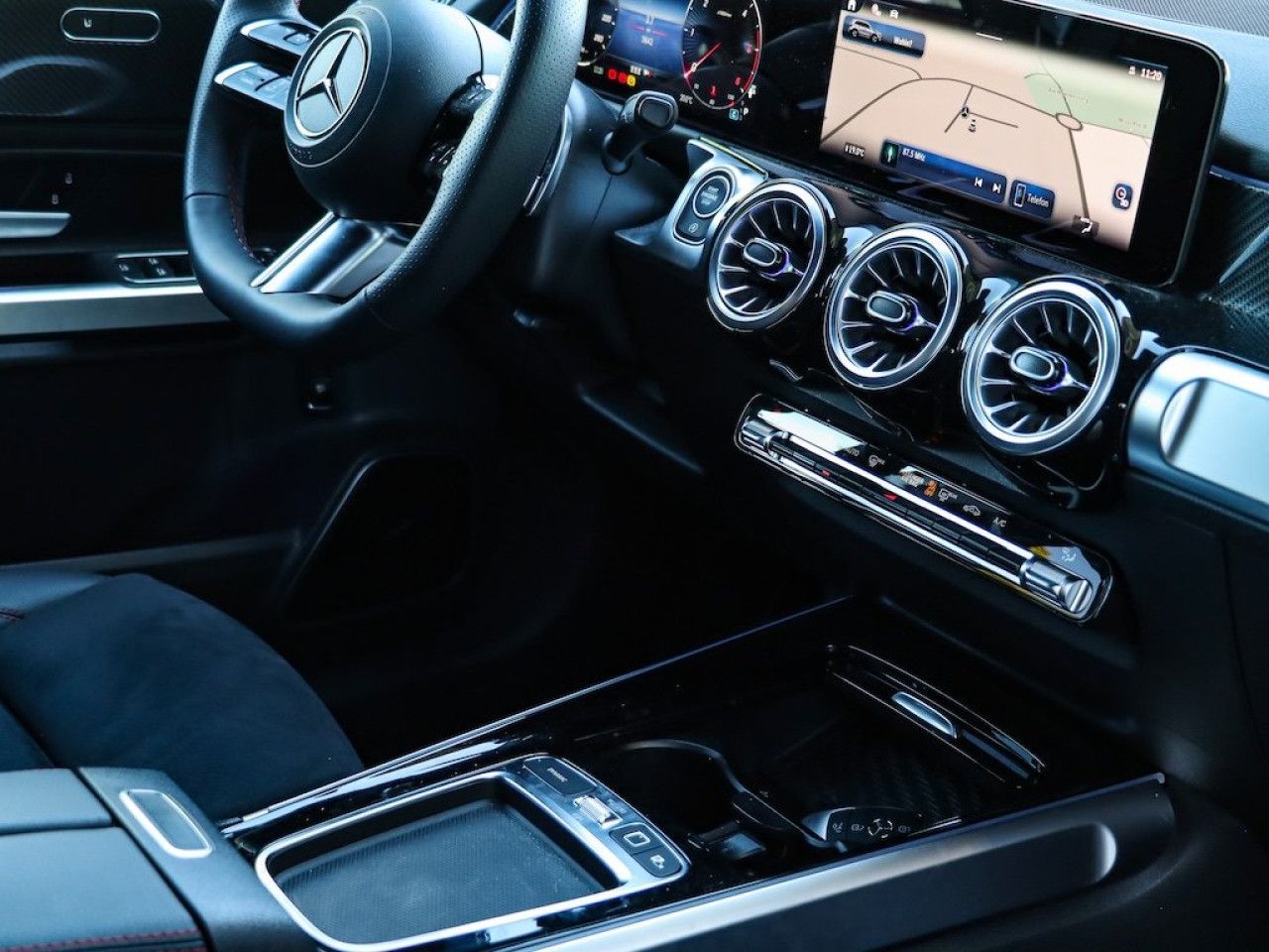 Mercedes-Benz GLB – Bild 24