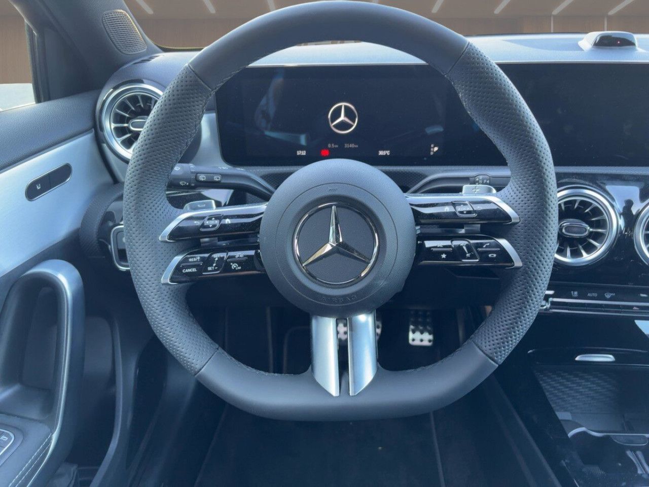 Mercedes-Benz A-Klasse – Bild 13