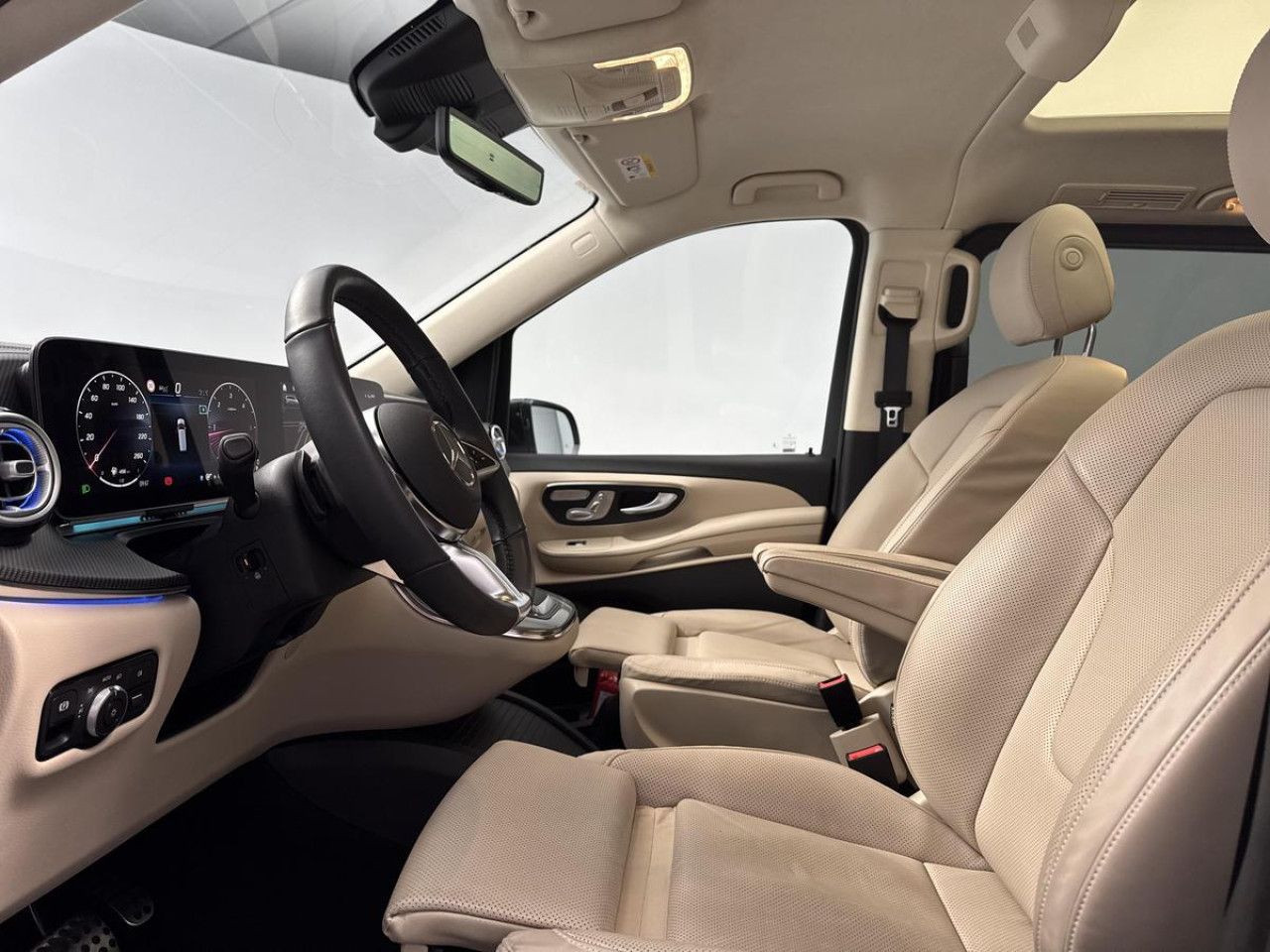 Zdjęcie pojazdu 12 / 23