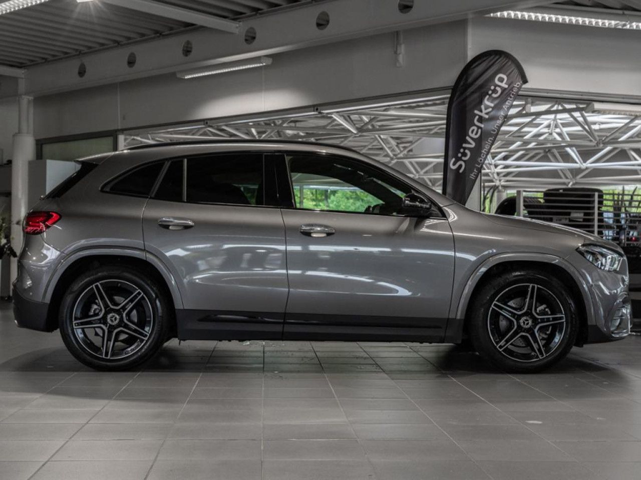 Mercedes-Benz GLA – Bild 2
