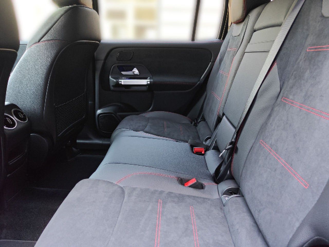 Mercedes-Benz GLB – Bild 11