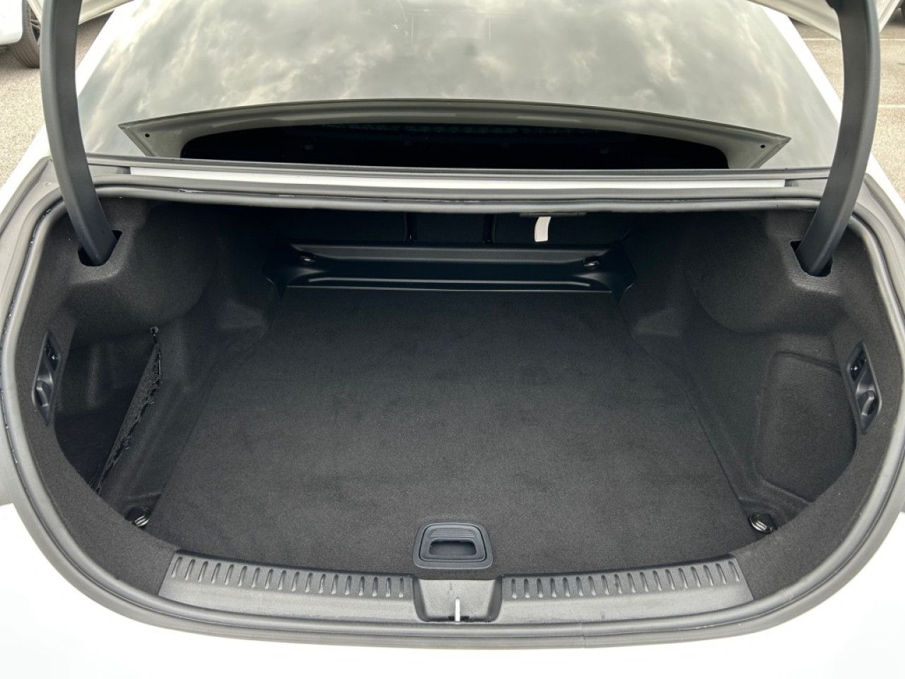 Mercedes-Benz E-Klasse – Bild 15