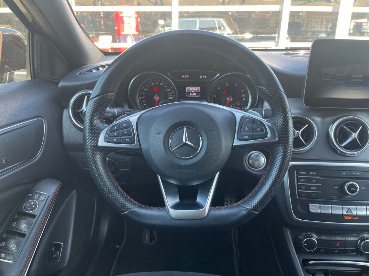 Fahrzeugbild 14 / 15