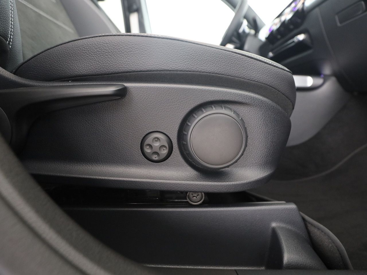 Mercedes-Benz GLB – Bild 17