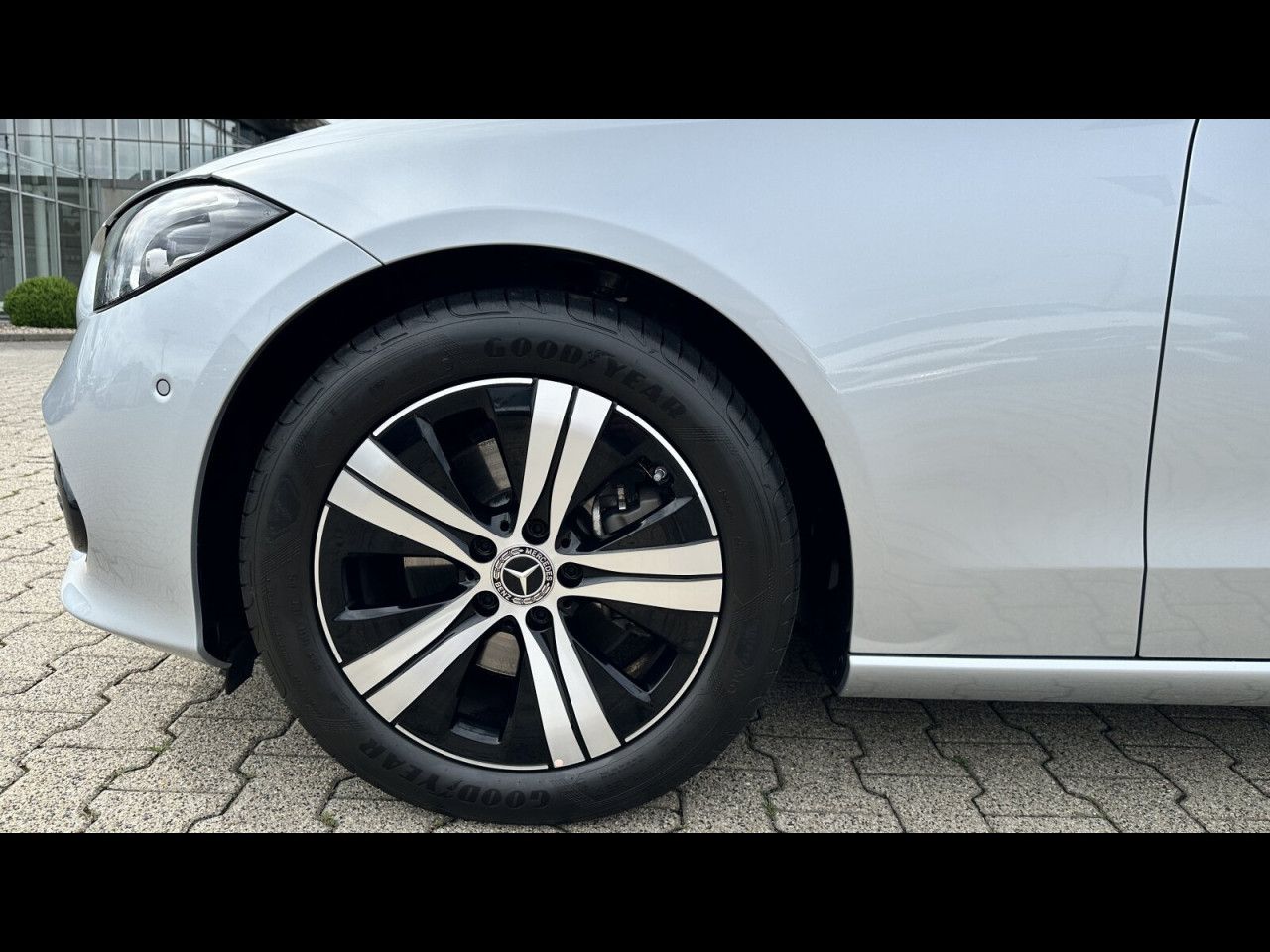 Fahrzeugbild 9 / 30
