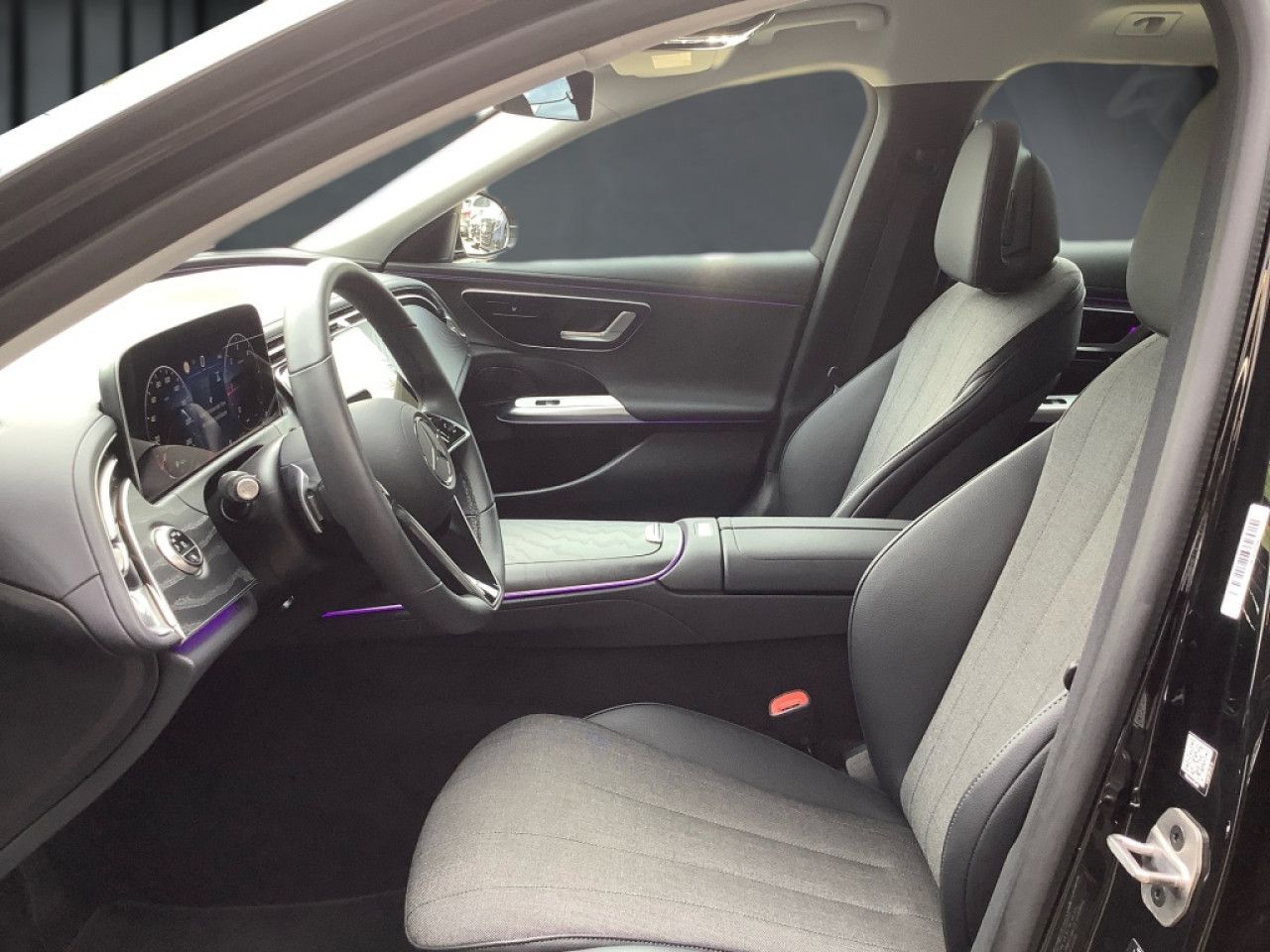 Mercedes-Benz E-Klasse – Bild 6