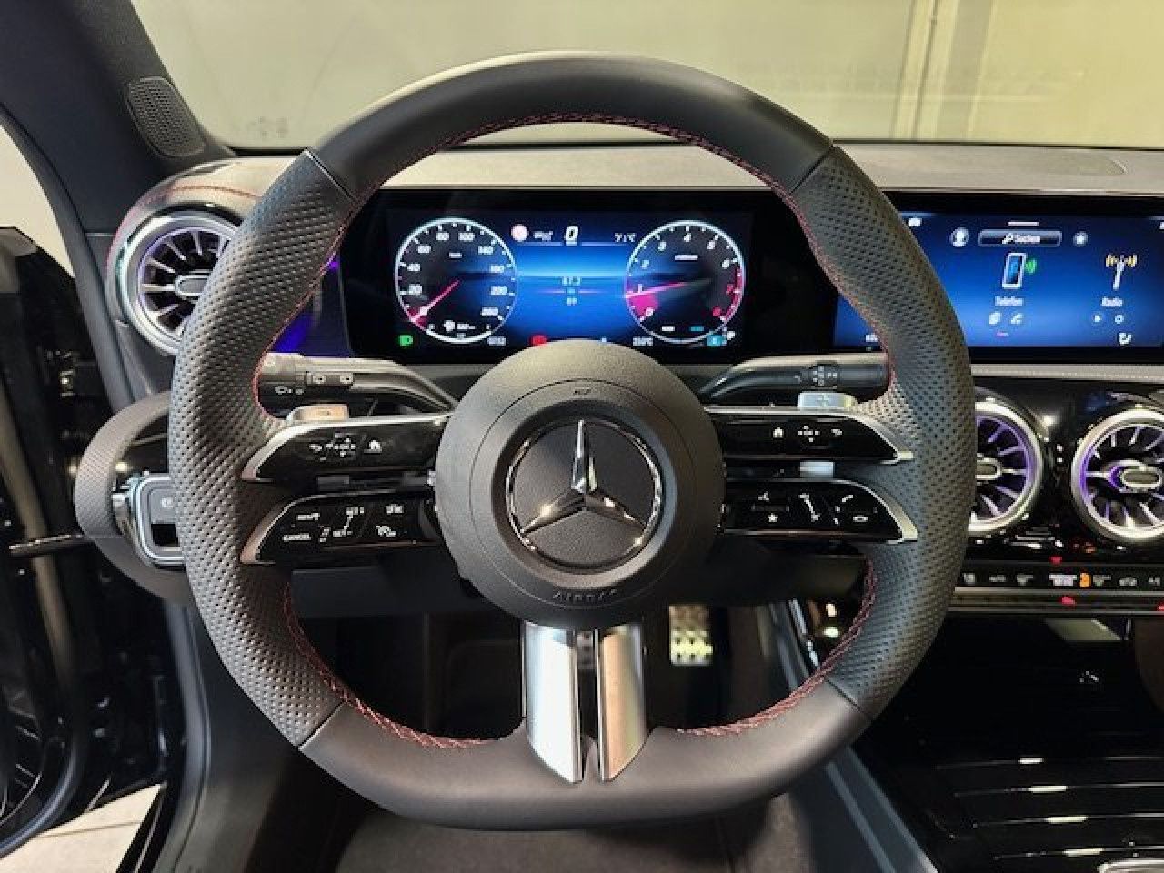 Mercedes-Benz CLA – Bild 3