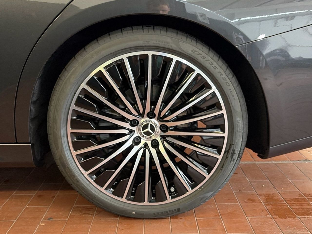 Mercedes-Benz E-Klasse – Bild 7