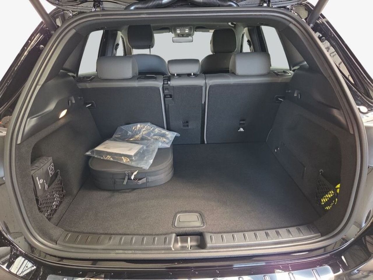 Mercedes-Benz EQA – Bild 9