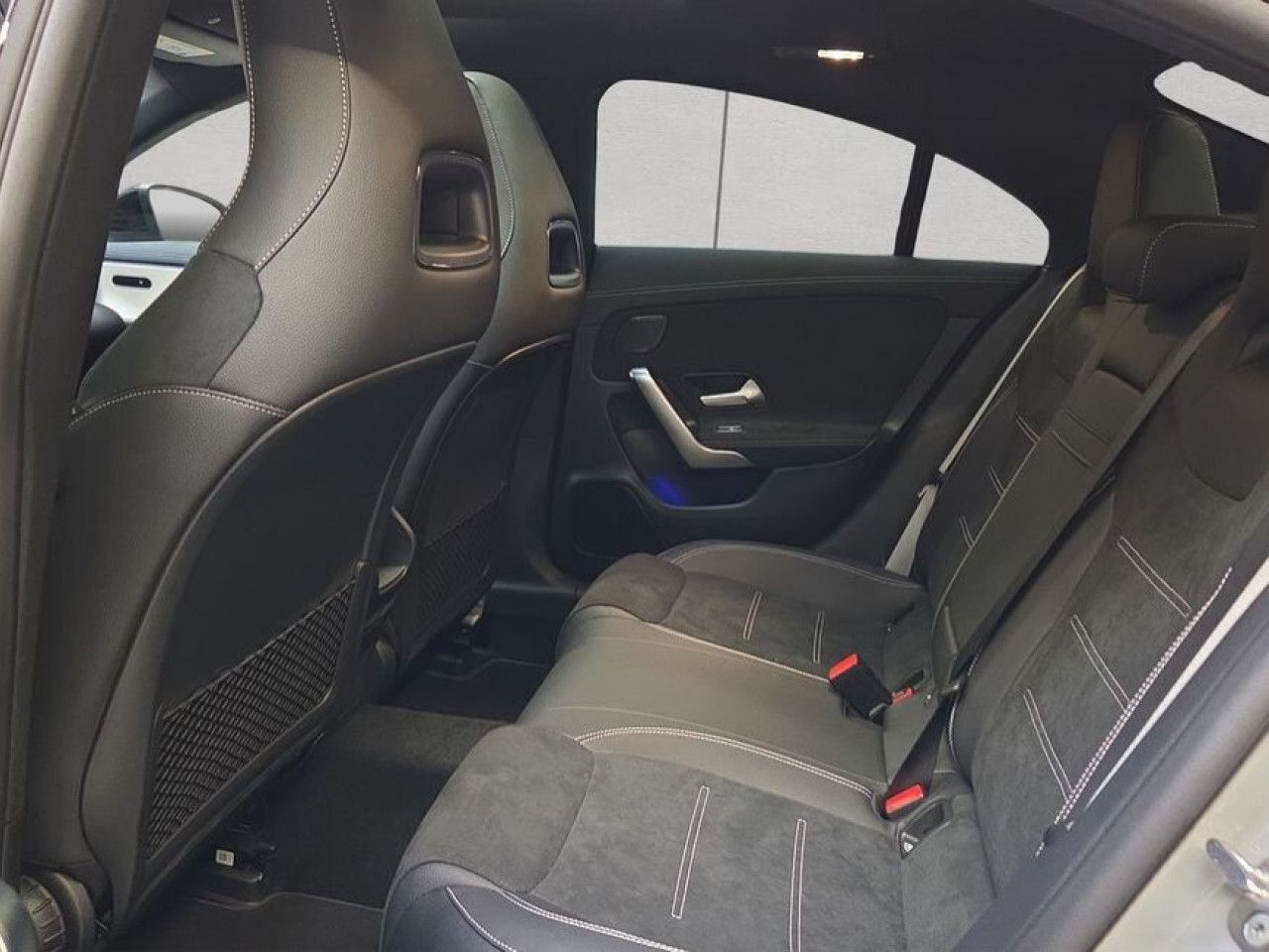 Fahrzeugbild 18 / 23