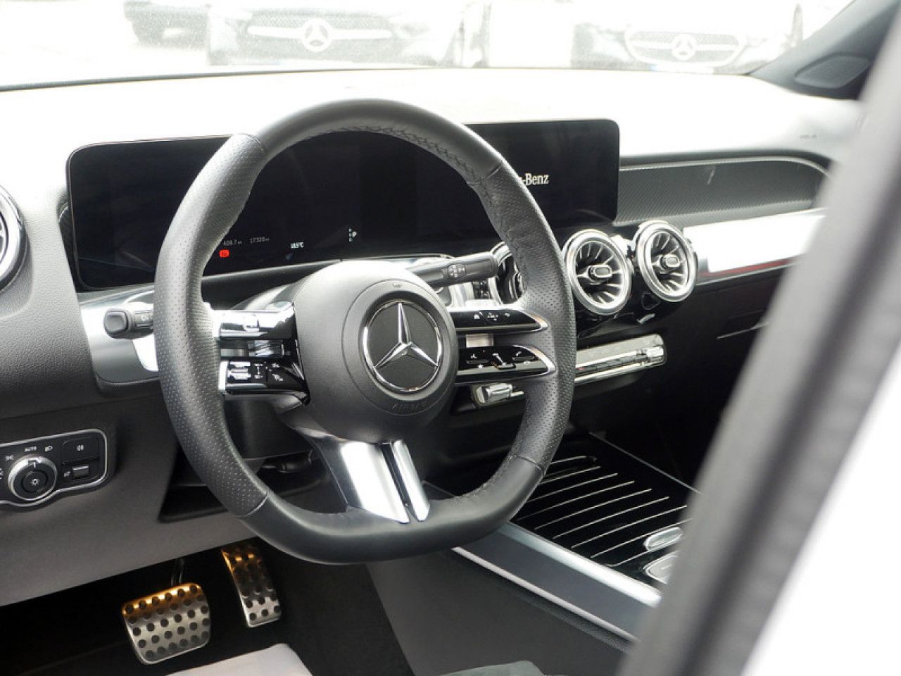 Mercedes-Benz GLB – Bild 11