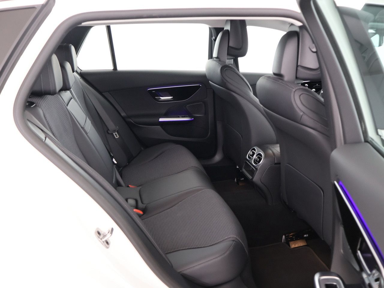 Mercedes-Benz C-Klasse – Bild 17