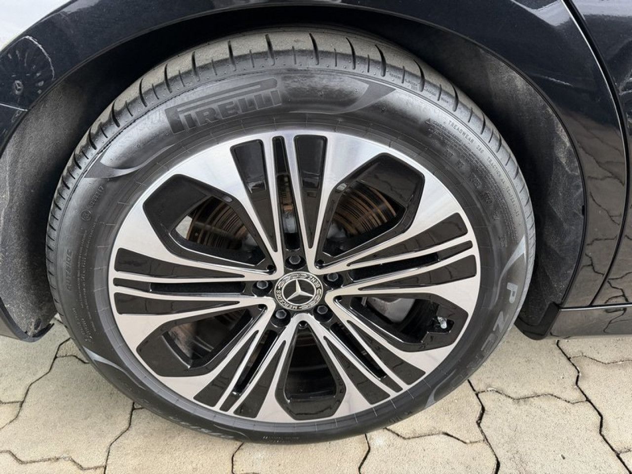 Mercedes-Benz E-Klasse – Bild 5