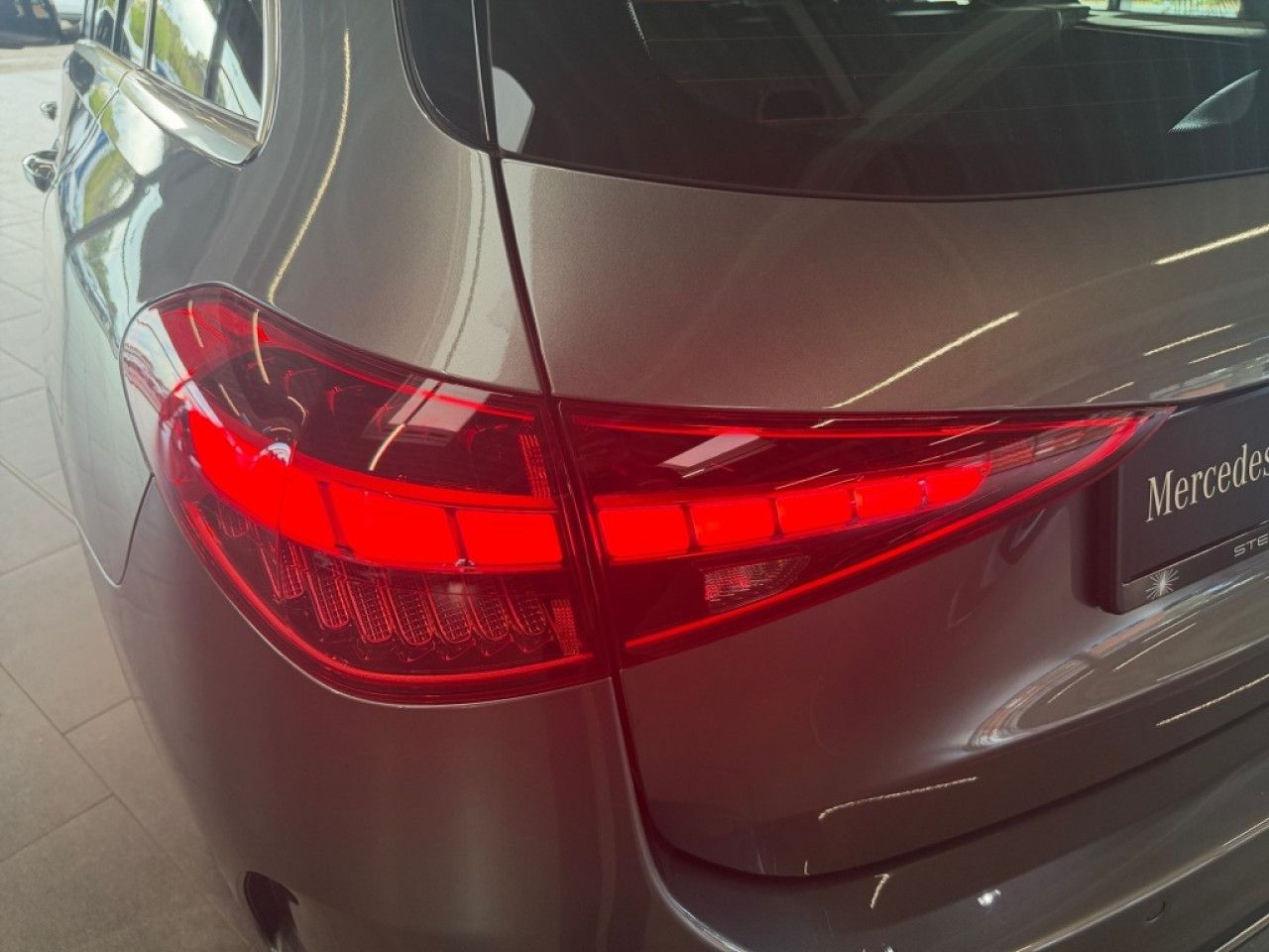 Mercedes-Benz C-Klasse – Bild 11