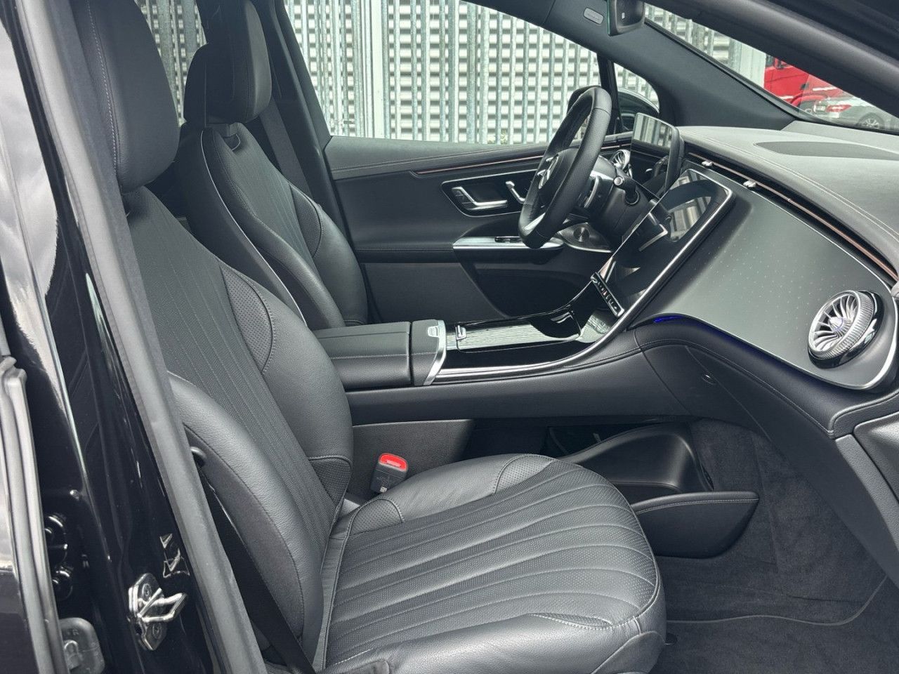 Mercedes-Benz EQE – Bild 10