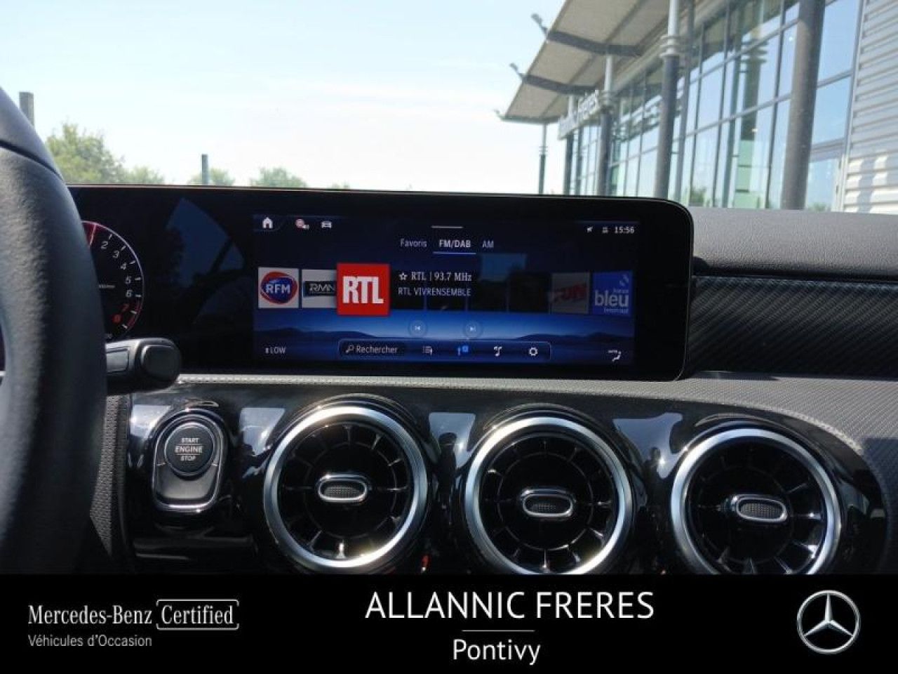 Photo du v&eacute;hicule 8 / 18