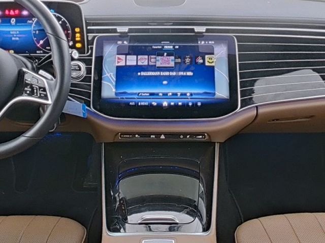 MERCEDES-BENZ E-Class 2024 — imagine 4