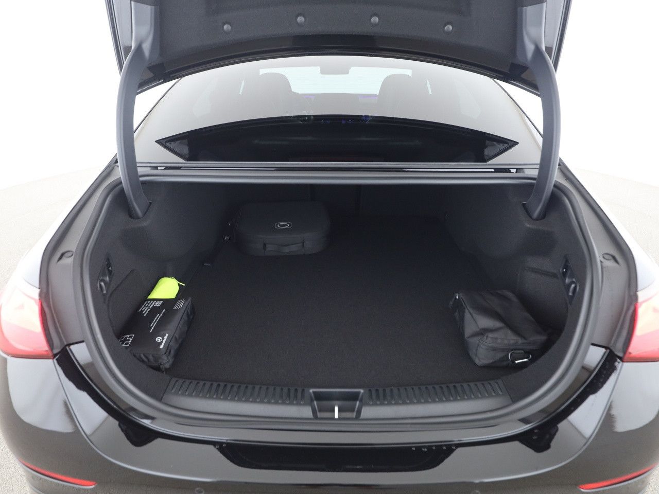 Mercedes-Benz E-Klasse – Bild 15