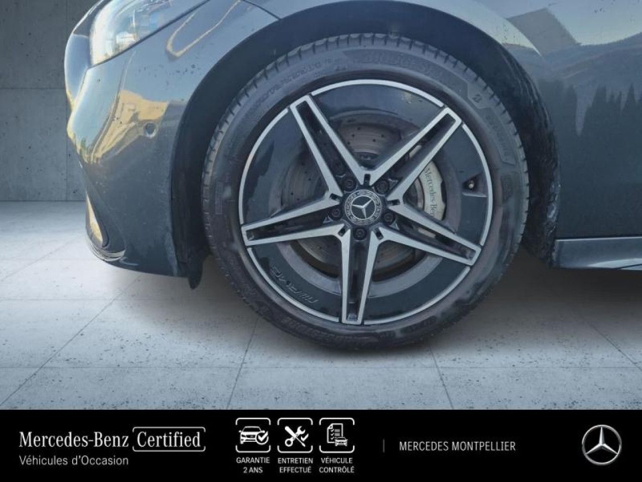 Photo du v&eacute;hicule 9 / 18