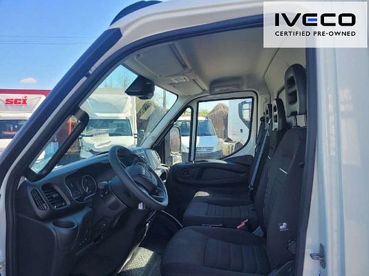 Immagine del veicolo 6 / 9