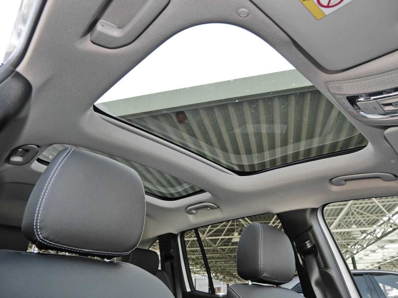 Mercedes-Benz GLB – Bild 21